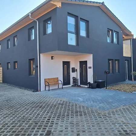 شقة Am Gestuetsweg